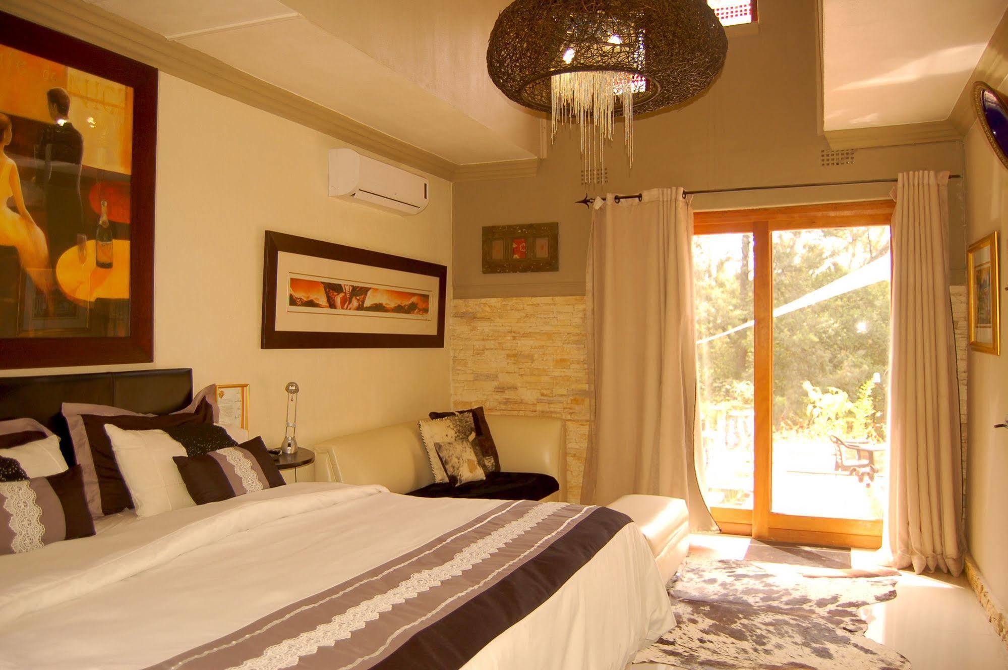 Twin Waters Guest House Randburg Екстер'єр фото